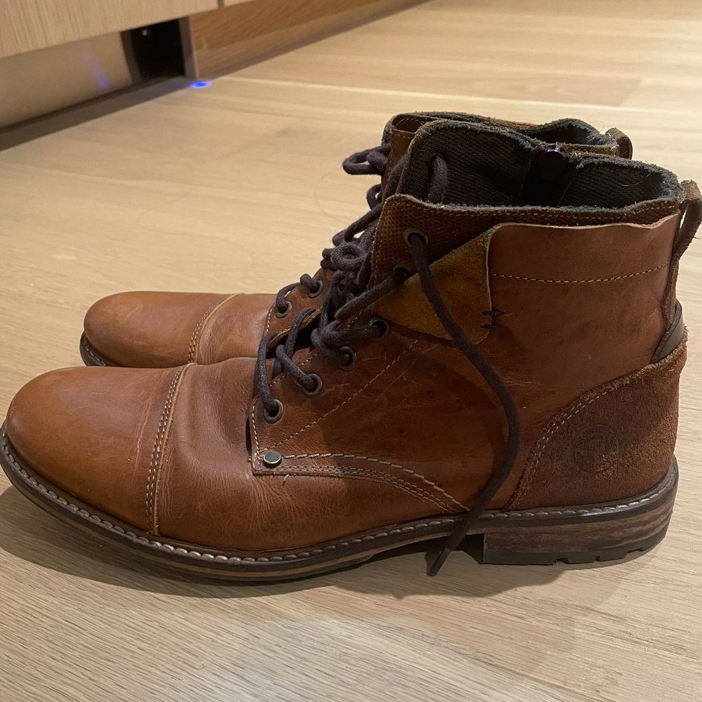 Men's Brown Leather Boots, Size 10